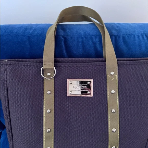 Louis Vuitton LV Cup‎ Antigua Cabas
GM Tote Bag Brown Khaki - Picture 5 of 13